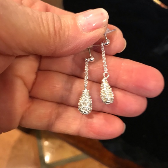 Cache Jewelry - —Final price-RHINESTONE EARRINGS NWOT